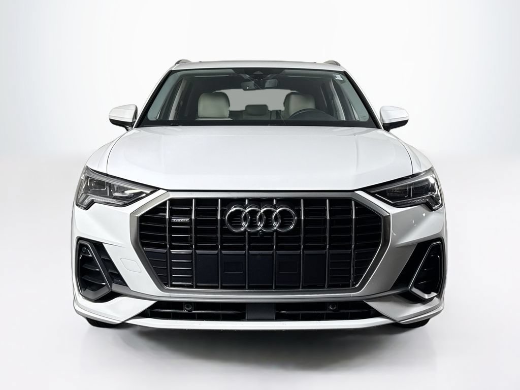 Used 2024 Audi Q3 2.0T Premium Plus w/ Premium Plus Package AWD/4WD image 8