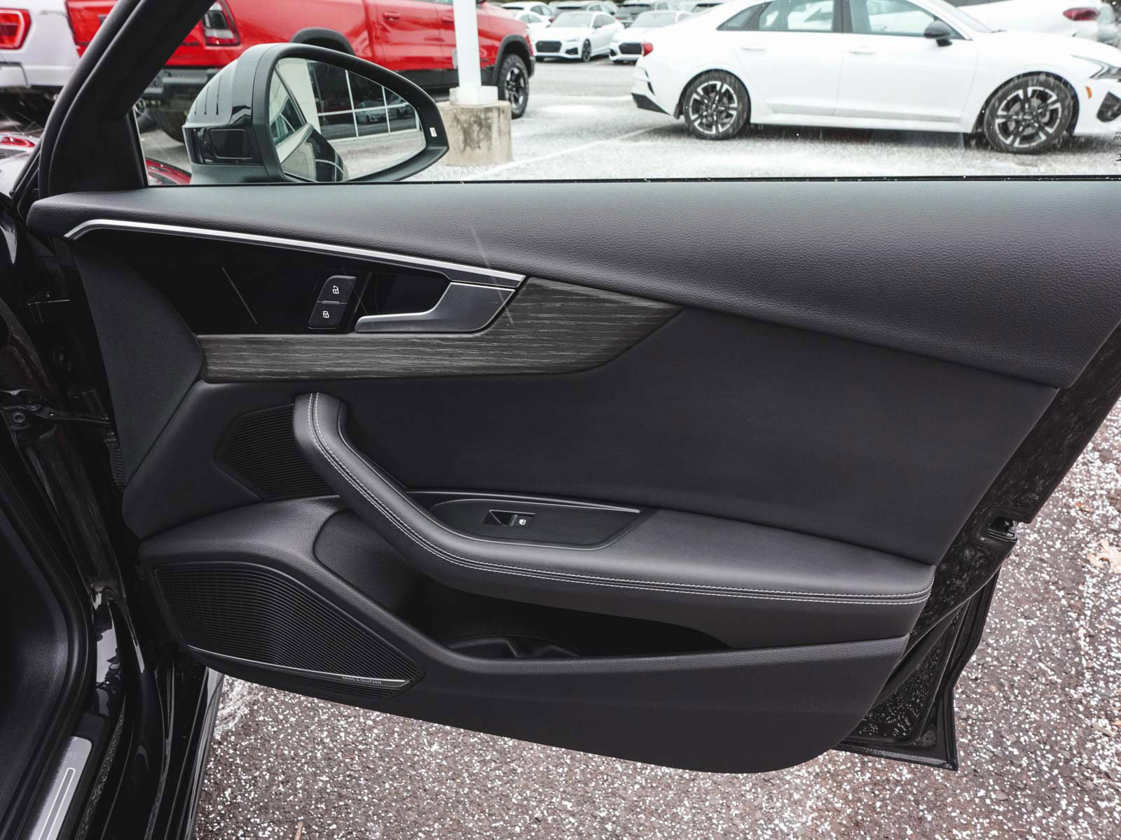 Used 2024 Audi A4 2.0T Premium Plus image 11