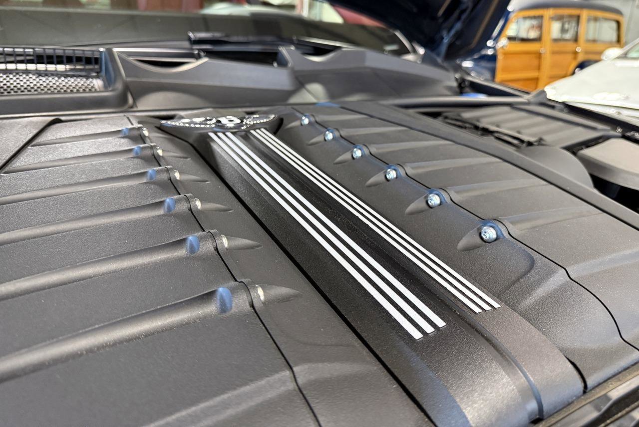 Used 2018 Bentley Bentayga image 44