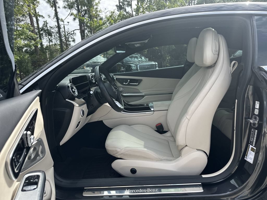 Used 2024 Mercedes-Benz CLE 300 4MATIC Coupe image 20