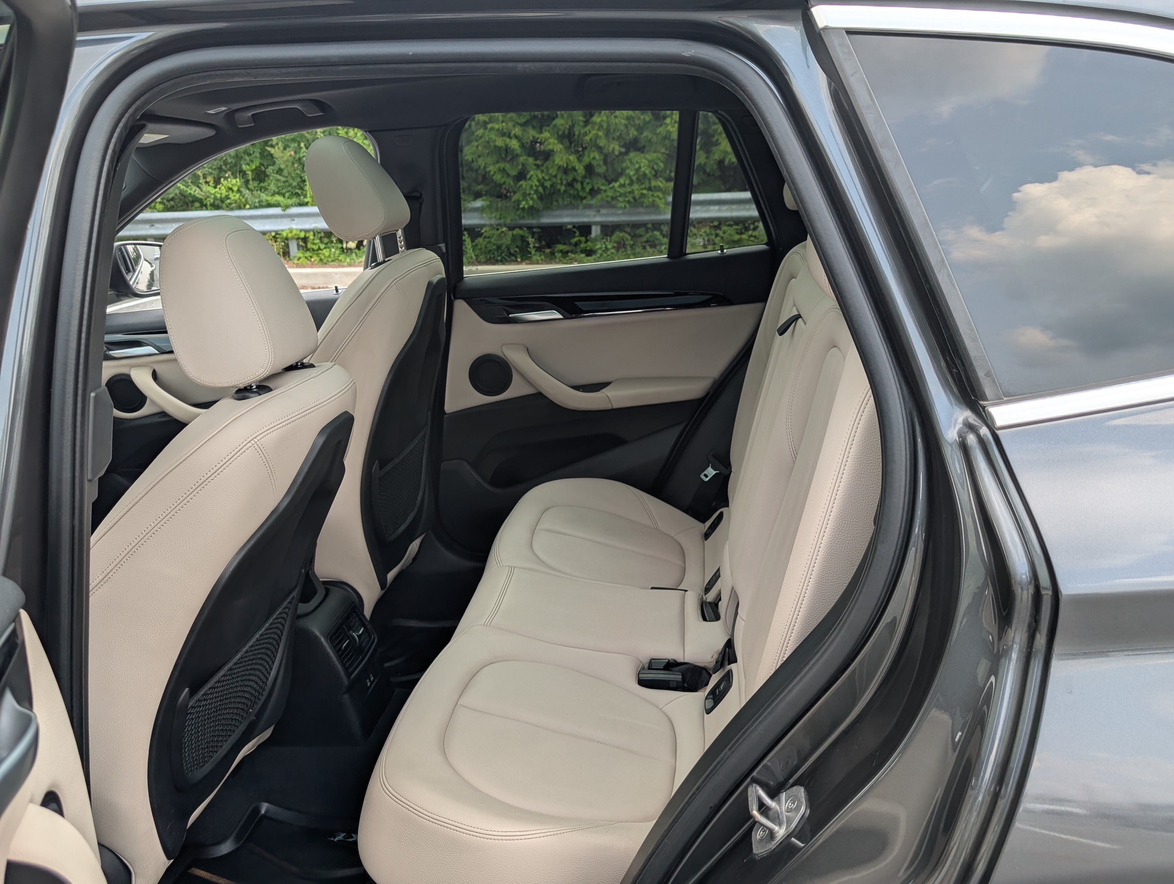 Used 2020 BMW X1 xDrive28i w/ Convenience Package AWD/4WD image 15