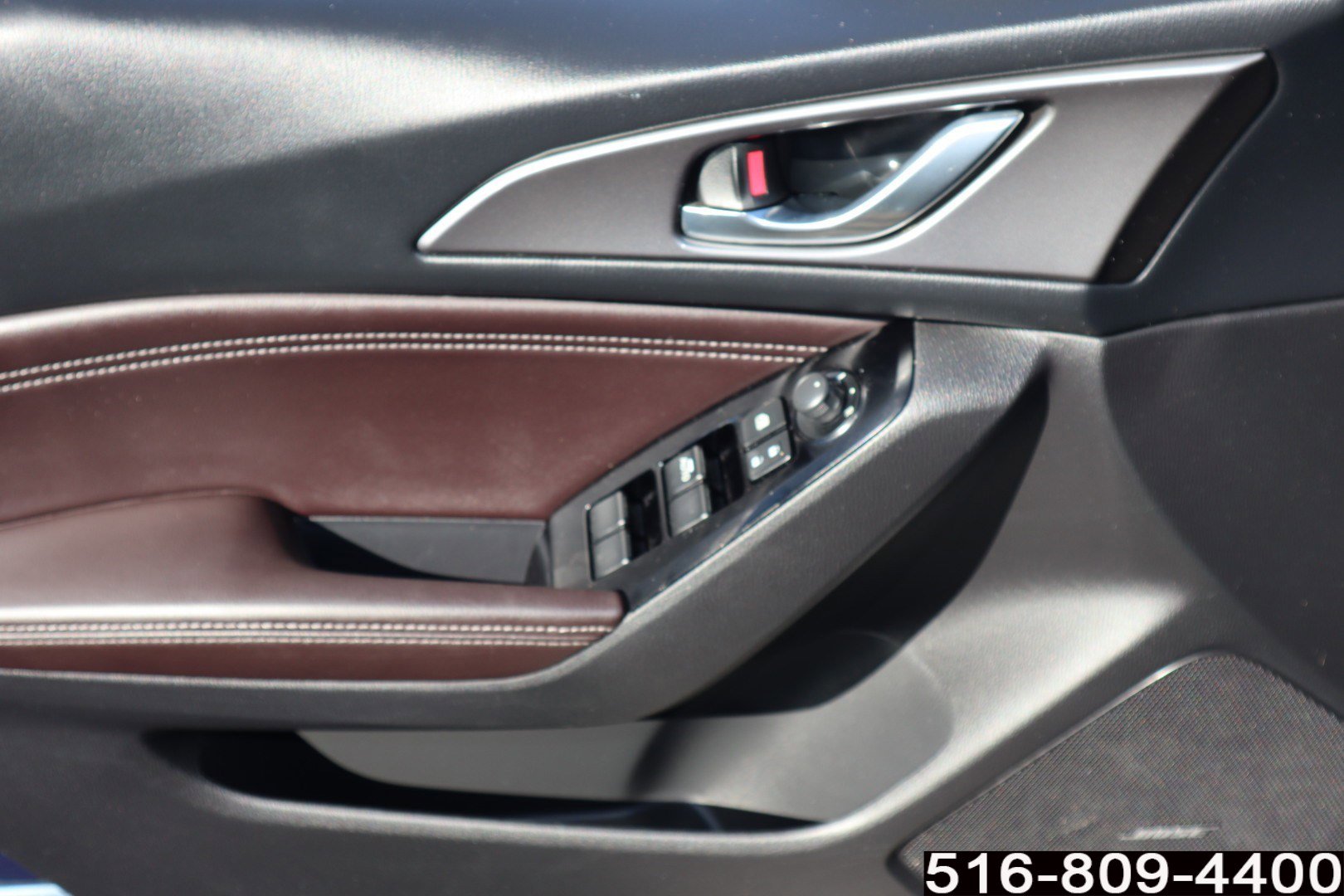 Used 2018 MAZDA MAZDA3 Grand Touring image 14