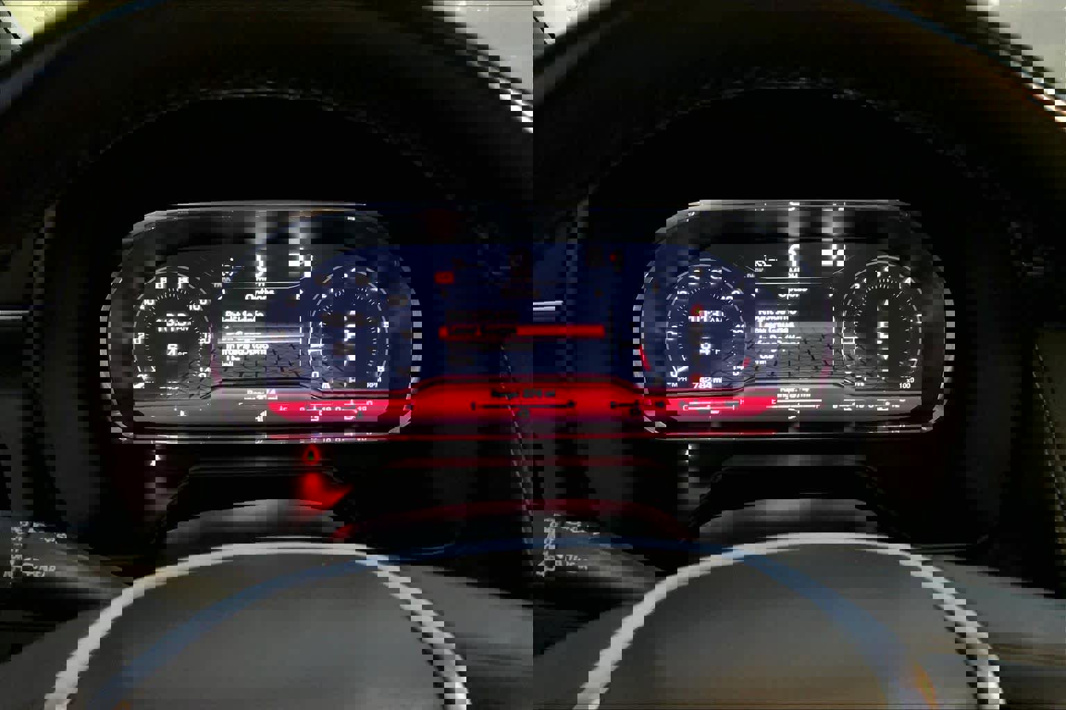 Used 2023 GMC Yukon SLT image 25