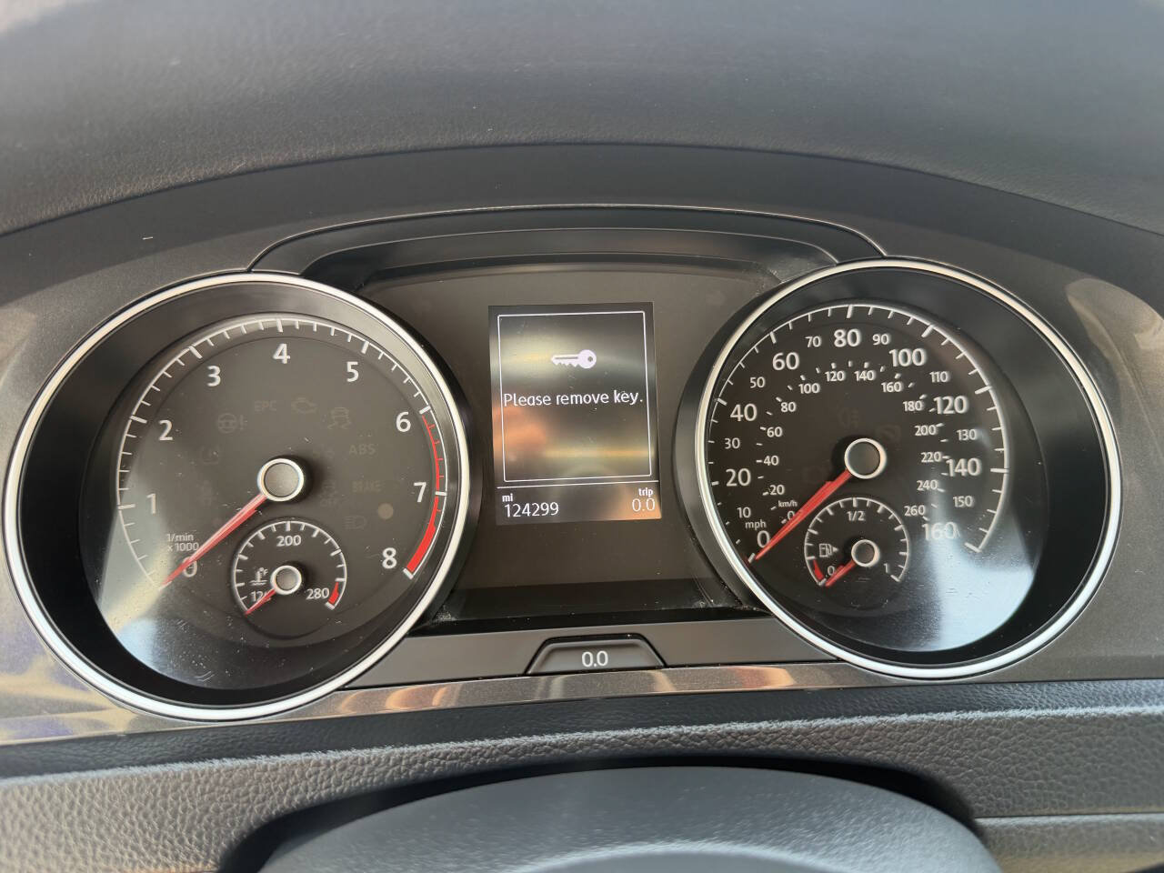 Used 2018 Volkswagen Golf S AWD/4WD image 12