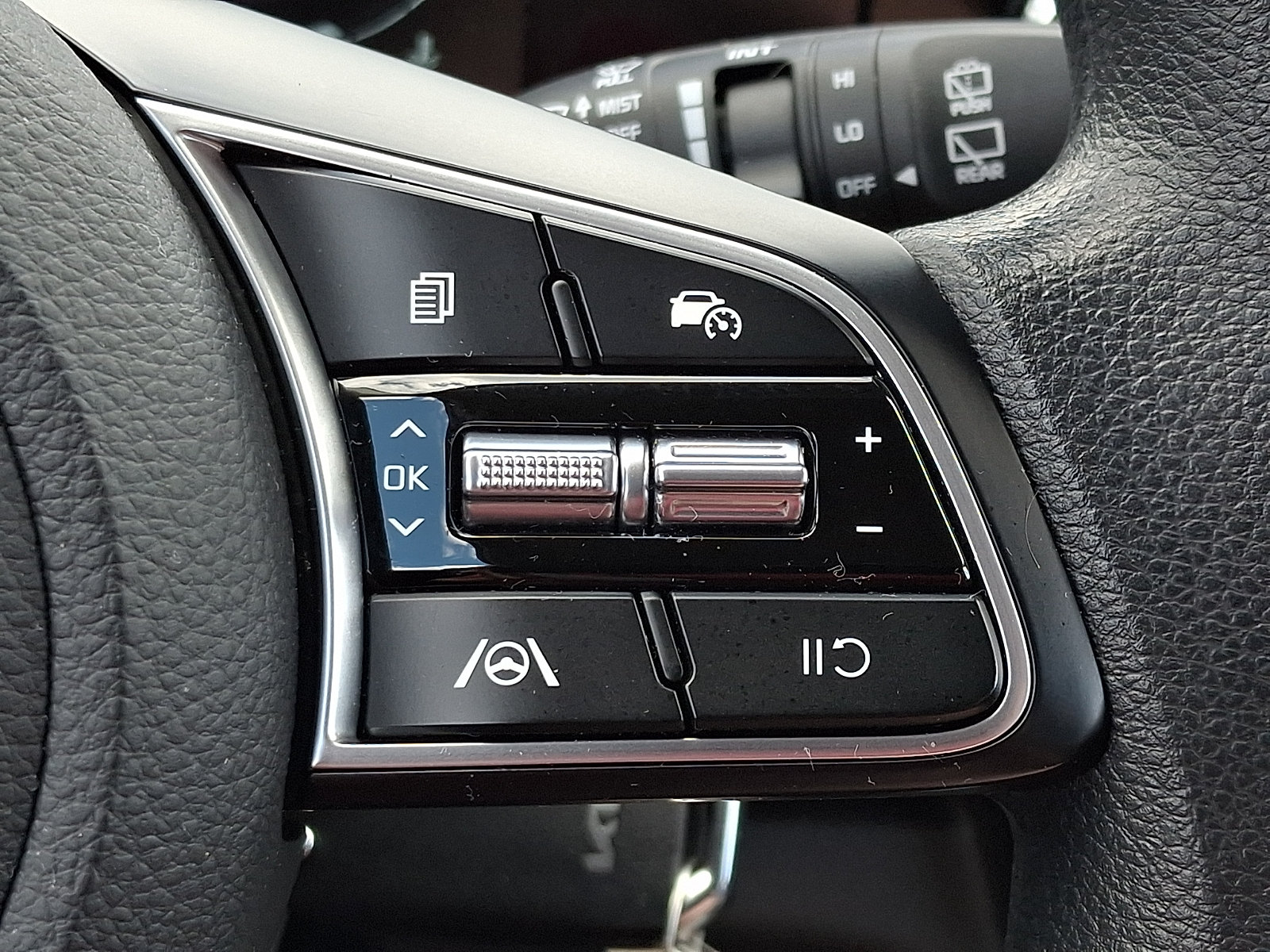 Certified 2024 Kia Seltos LX AWD/4WD image 23