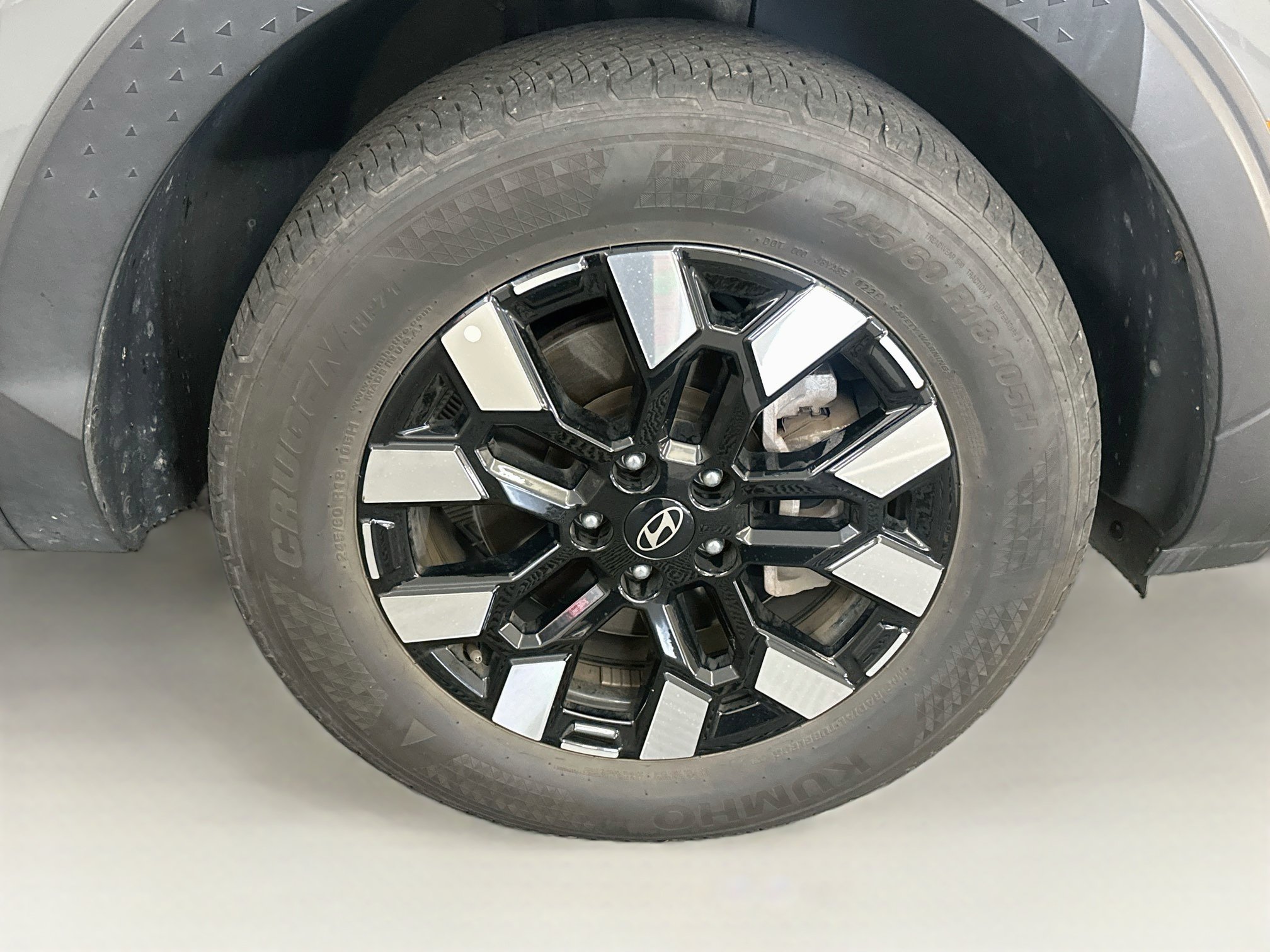 Used 2025 Hyundai Santa Cruz SEL AWD/4WD image 11
