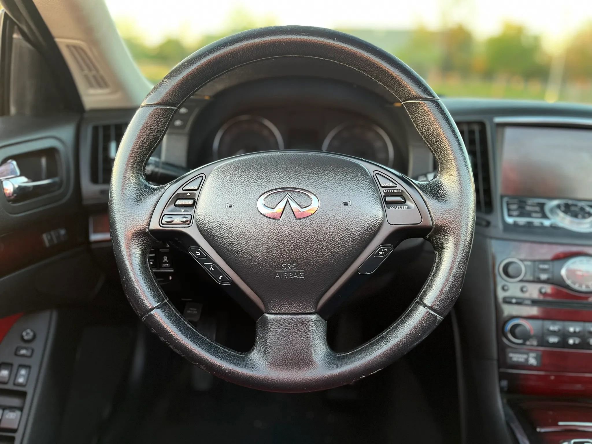 Used 2010 INFINITI G37 Anniversary Edition RWD image 22