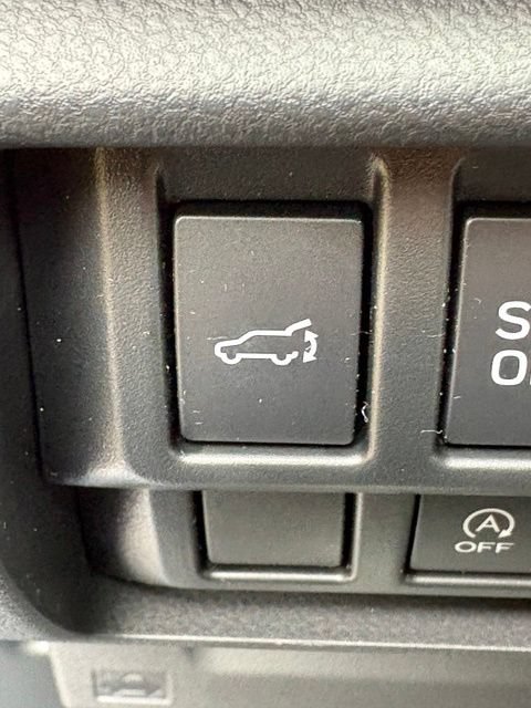 Used 2023 Subaru Forester Premium AWD/4WD image 19