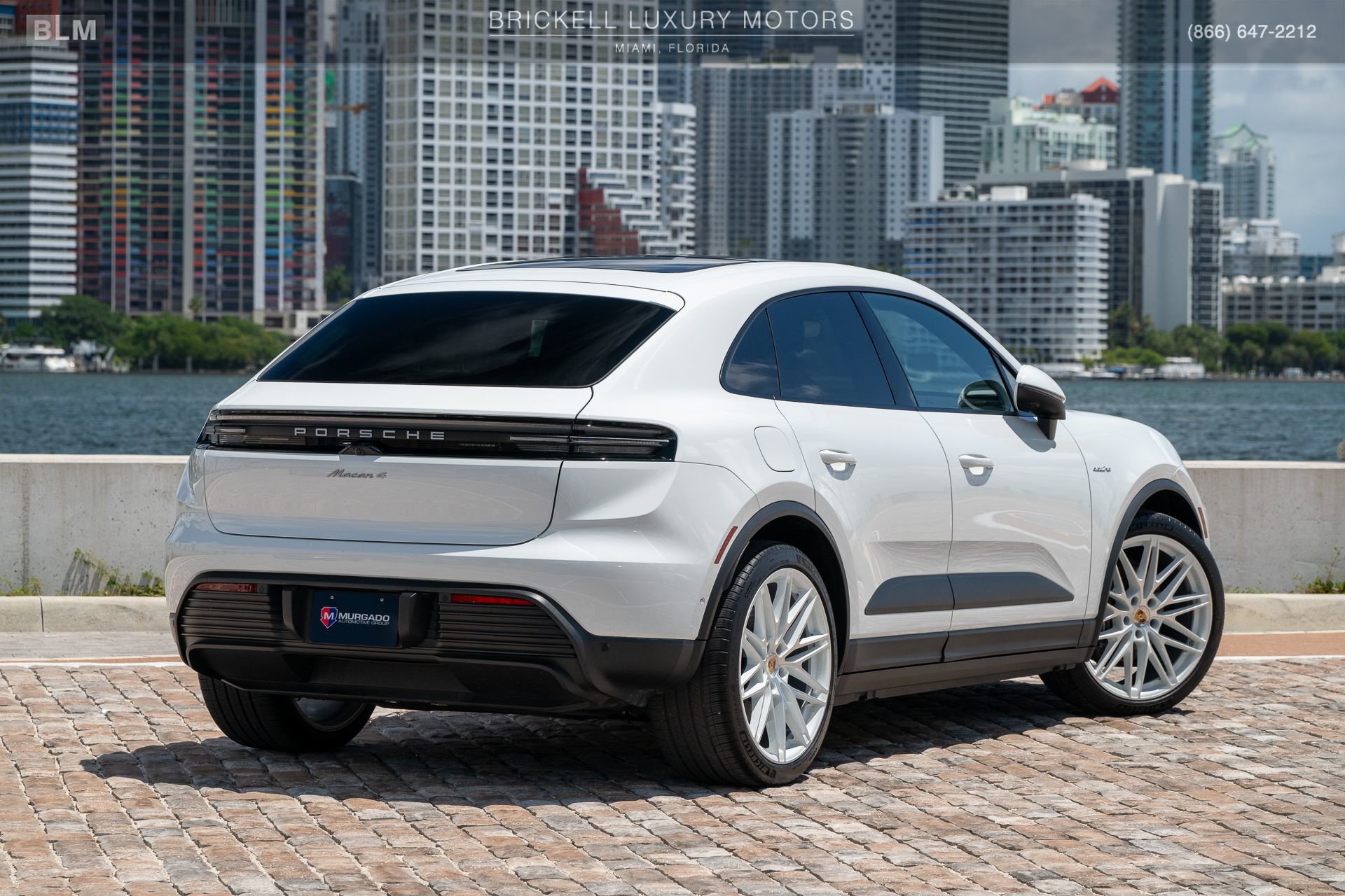Used 2024 Porsche Macan 4 Electric AWD/4WD image 4
