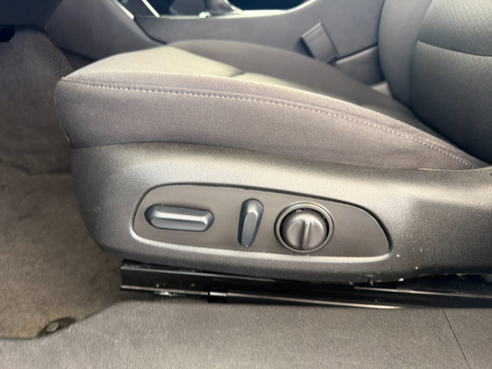 Used 2024 Chevrolet Malibu LT FWD image 12