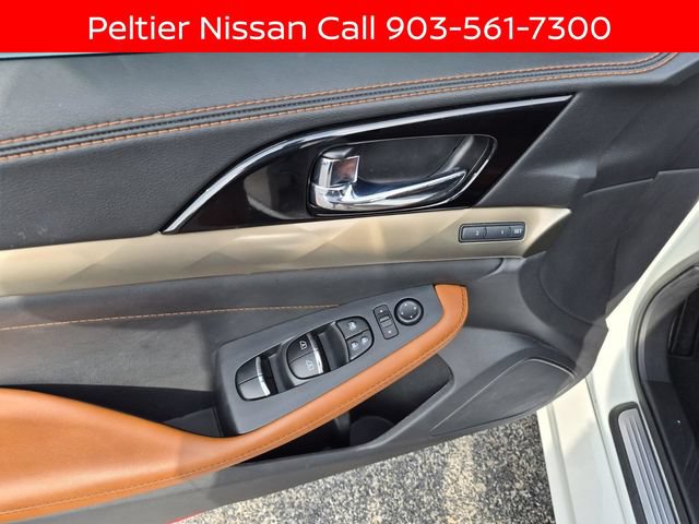 Certified 2020 Nissan Maxima Platinum w/ Reserve Package FWD image 23