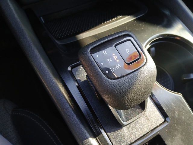 Used 2022 Nissan Rogue S image 19