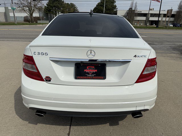 Used 2011 Mercedes-Benz C 300 4MATIC Sedan image 6
