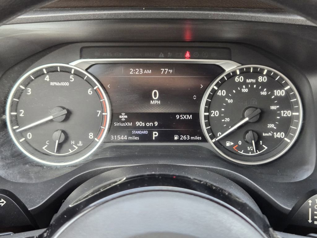 Used 2021 Nissan Rogue SV FWD image 16