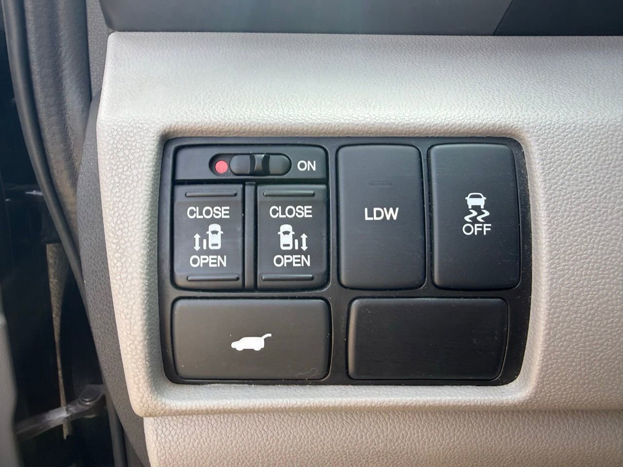 Used 2017 Honda Odyssey EX-L image 15