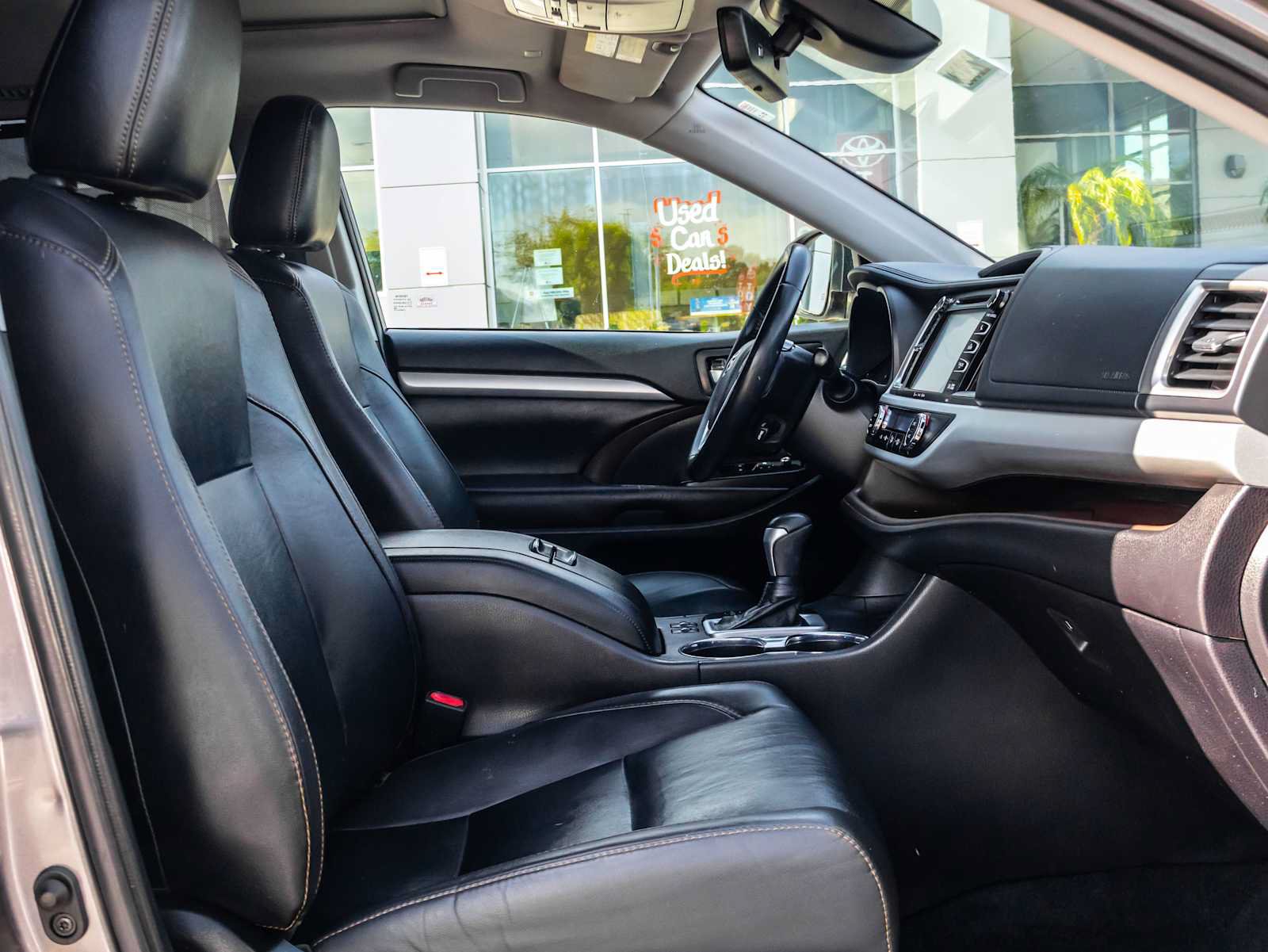 Certified 2019 Toyota Highlander XLE FWD image 25