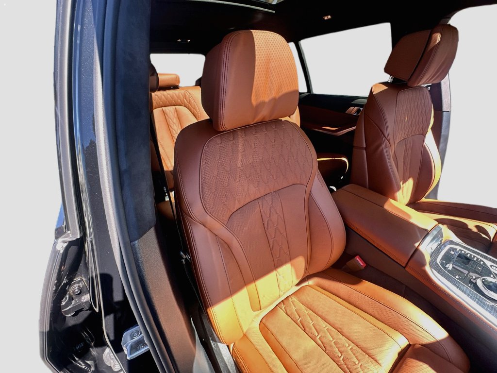 New 2027 BMW X7 M60i AWD/4WD image 31