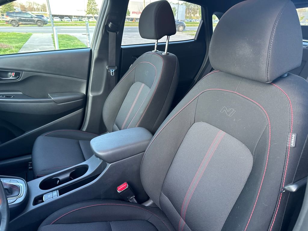 Used 2022 Hyundai Kona N Line w/ Tech Package image 9