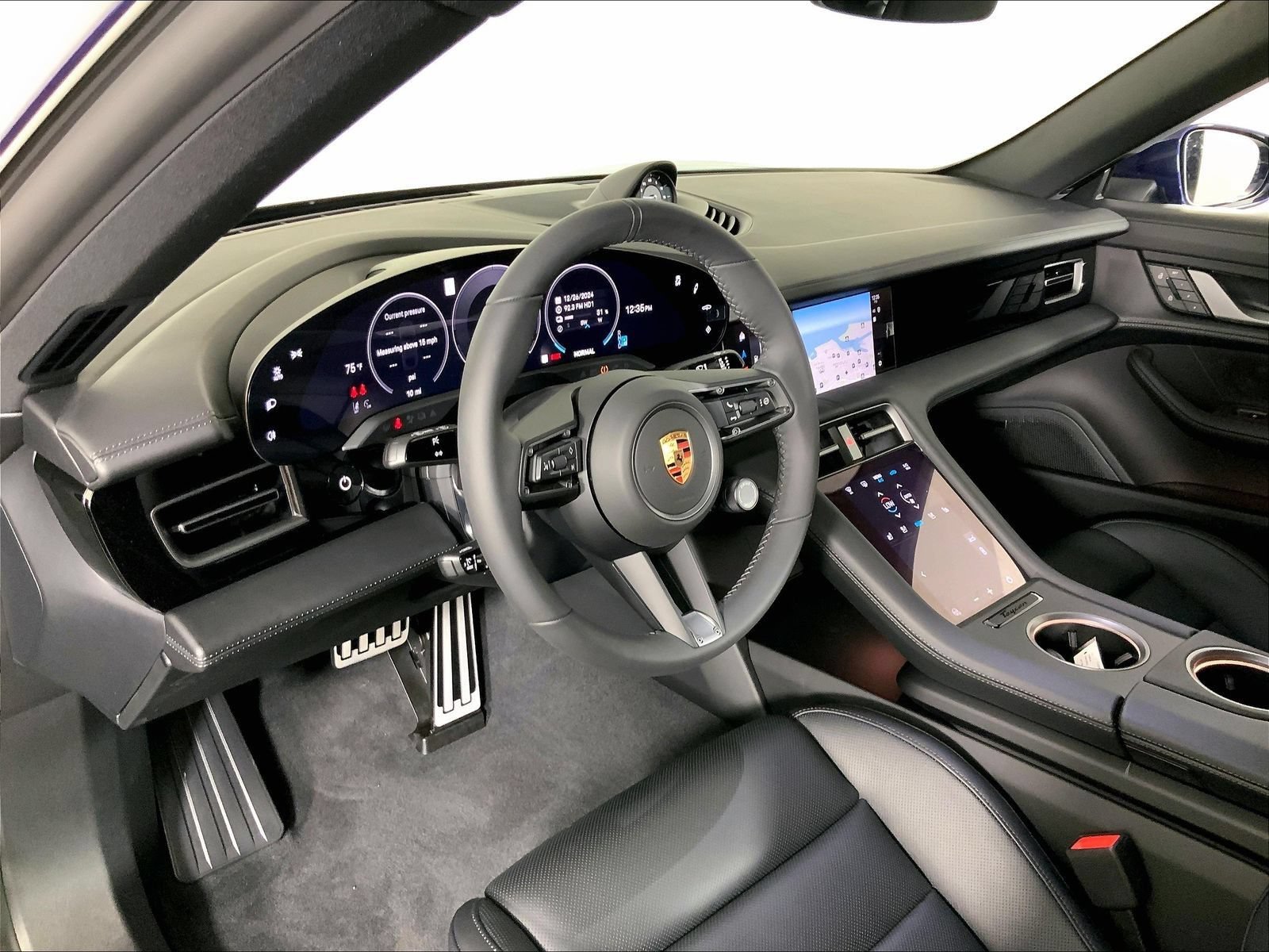Used 2025 Porsche Taycan 4S AWD/4WD image 4