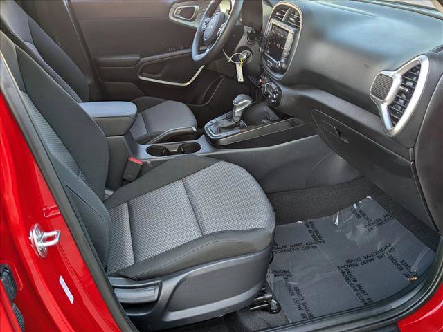 Used 2024 Kia Soul LX image 20