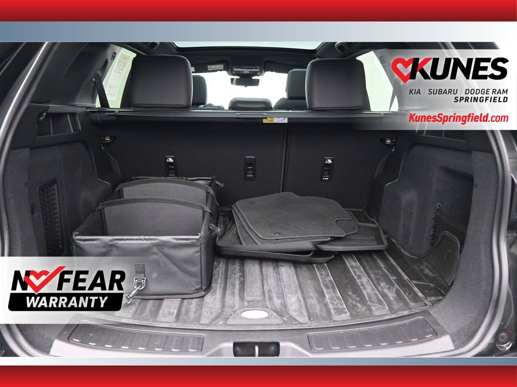 Used 2025 Land Rover Discovery Sport Dynamic SE AWD/4WD image 21