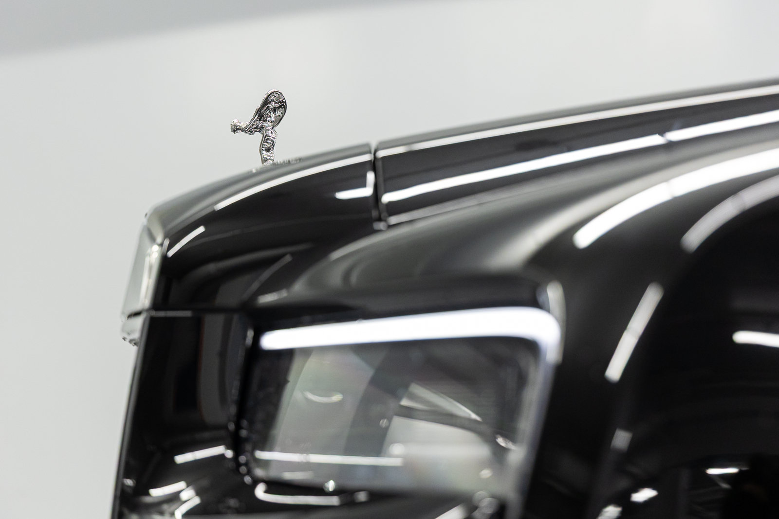New 2027 Rolls-Royce Cullinan AWD/4WD image 14