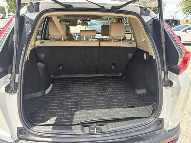 Used 2022 Honda CR-V Touring image 17