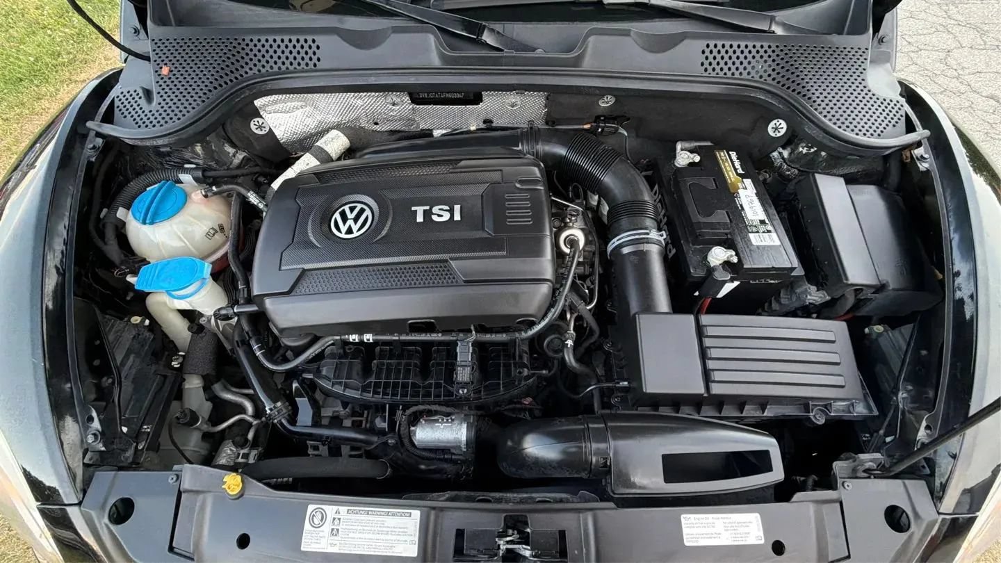 Used 2015 Volkswagen Beetle 1.8T FWD image 9