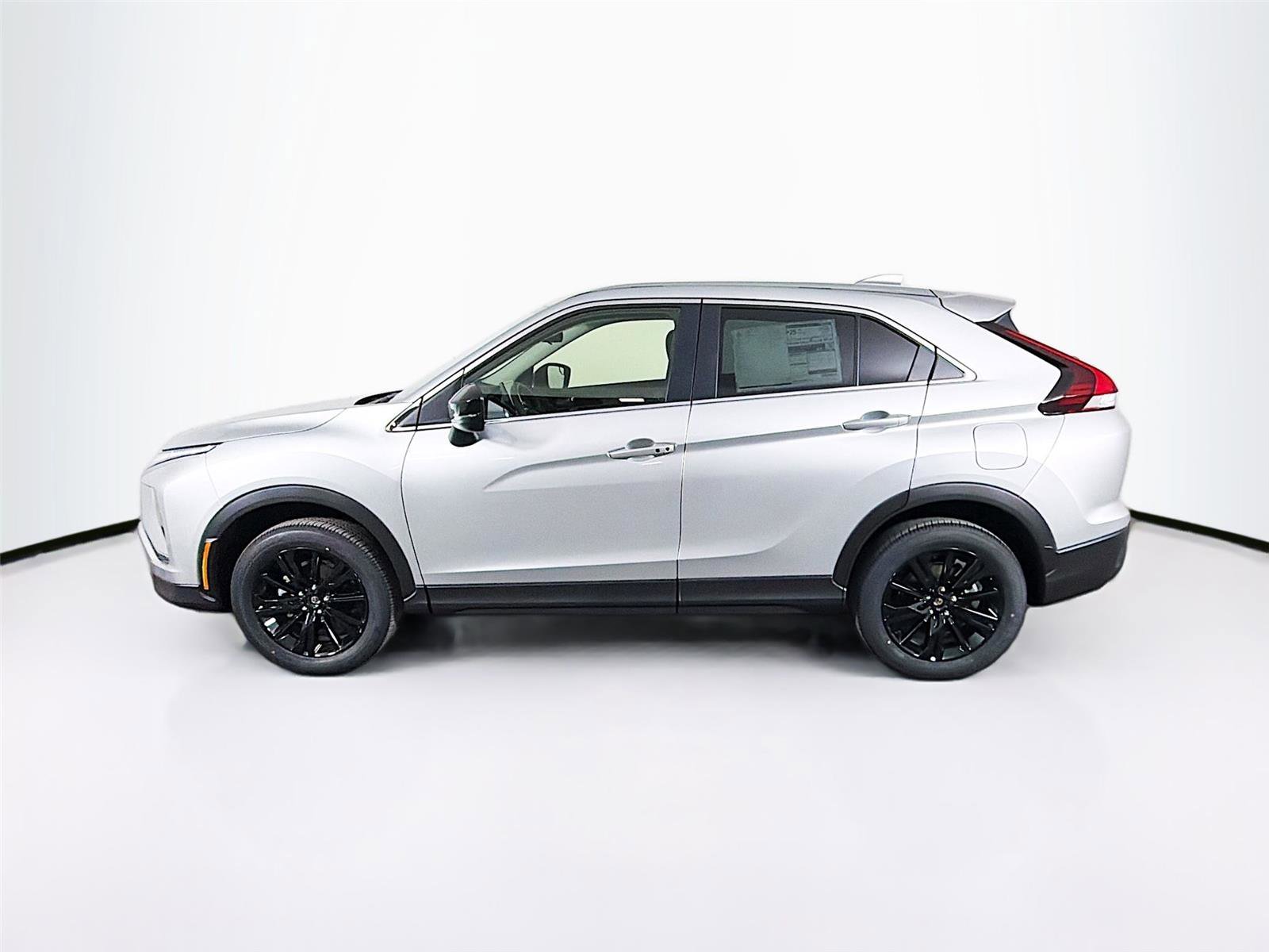 New 2026 Mitsubishi Eclipse Cross LE image 4