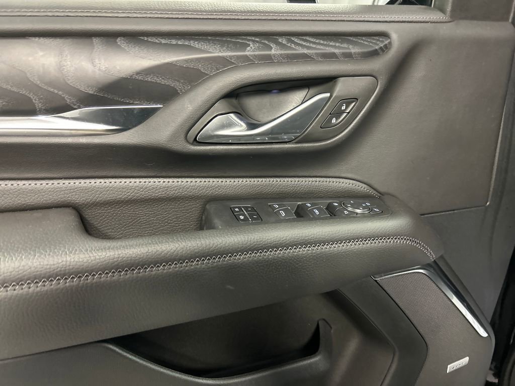 Used 2024 GMC Yukon XL Denali image 14