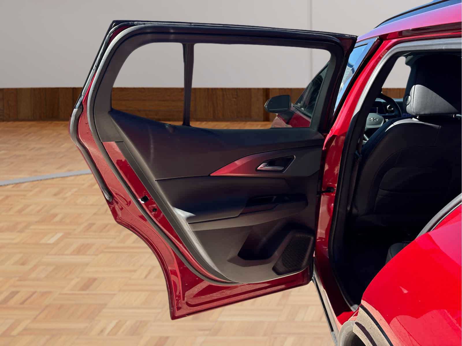 Used 2024 Chevrolet Equinox EV RS w/ Active Safety Package 3 image 26