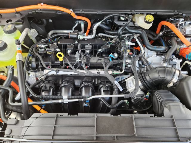 New 2026 Ford Maverick XLT w/ XLT Luxury Package FWD image 32