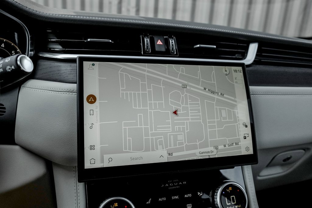 New 2026 Jaguar F-PACE R-Dynamic S image 13