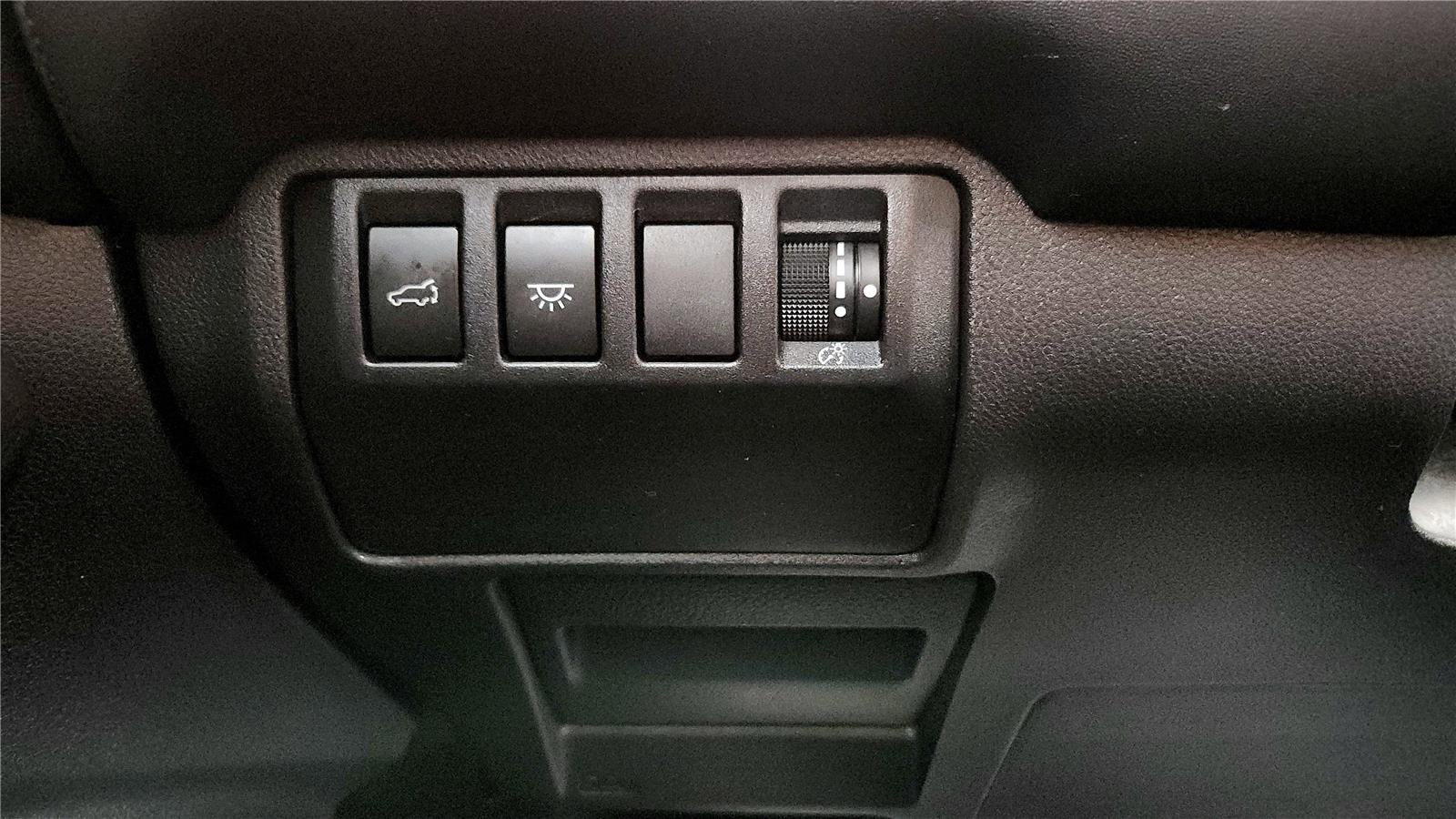 Used 2023 Subaru Ascent Limited w/ Technology Package image 32