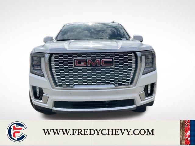 Used 2021 GMC Yukon Denali w/ Denali Premium Package image 10