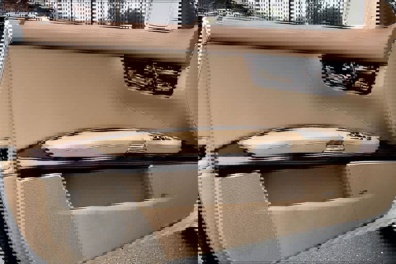 Used 2014 Mercedes-Benz CL 550 4MATIC image 25