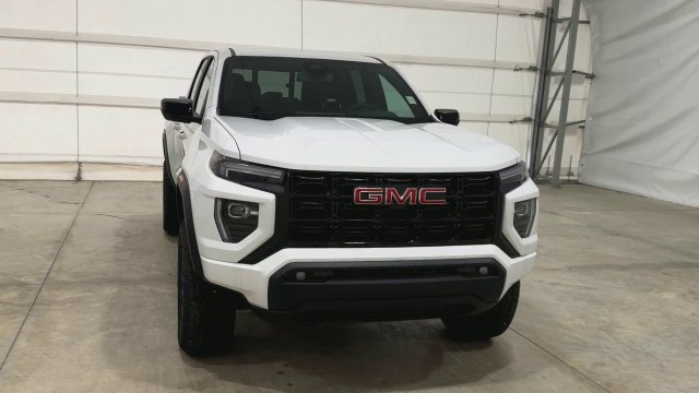 New 2026 GMC Canyon Elevation w/ Convenience Package RWD image 3