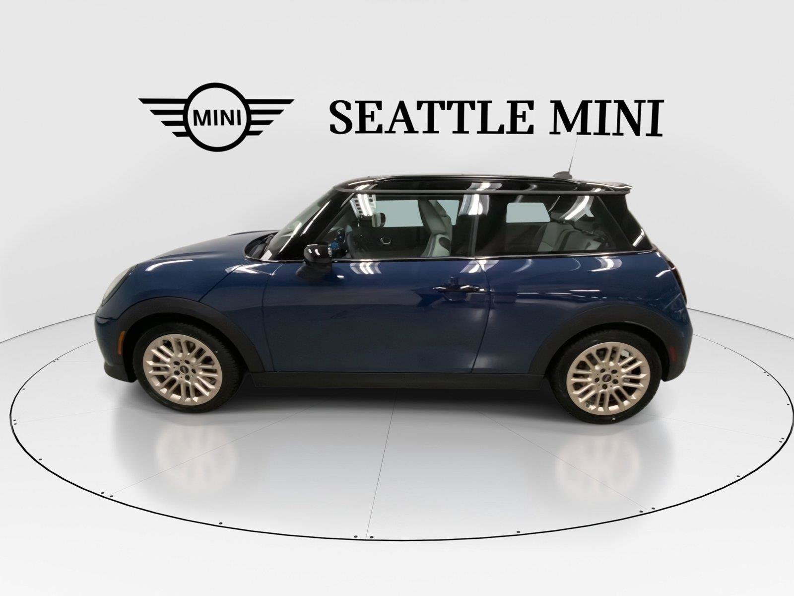 Used 2026 MINI Cooper S FWD image 7