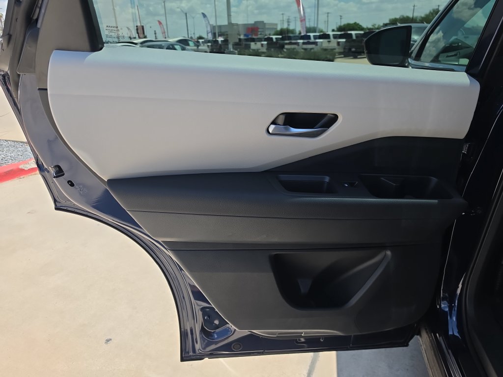 New 2026 Nissan Pathfinder SL FWD image 39
