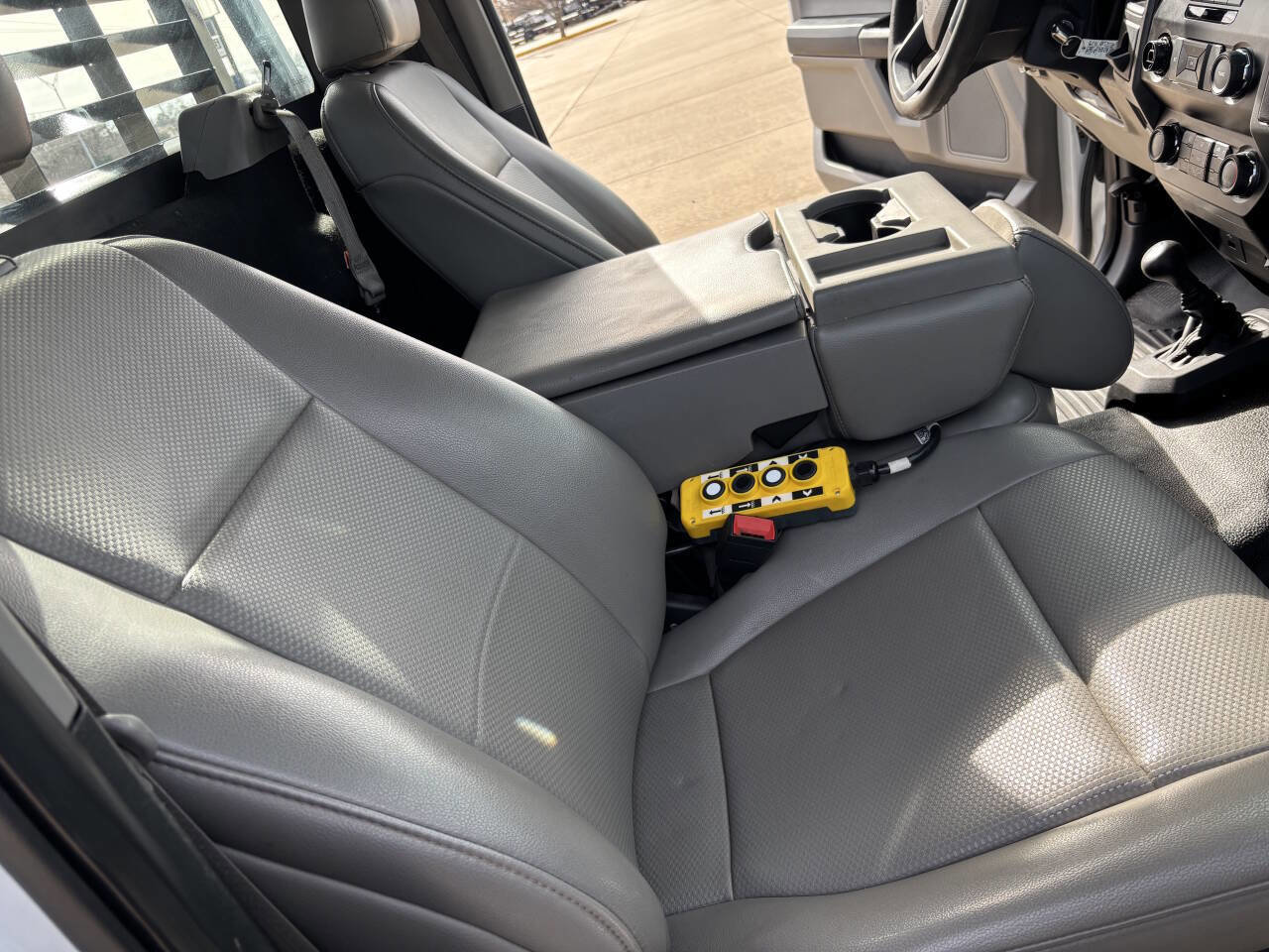 Used 2017 Ford F350 XL w/ Power Equipment Group image 11