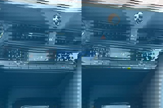 Used 2024 Toyota Crown Limited image 24