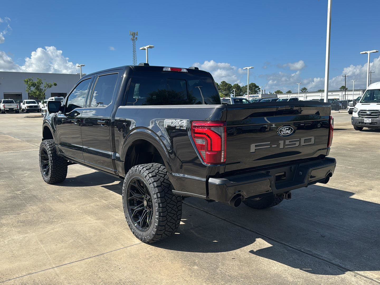 New 2025 Ford F150 Lariat w/ Equipment Group 502A High image 9