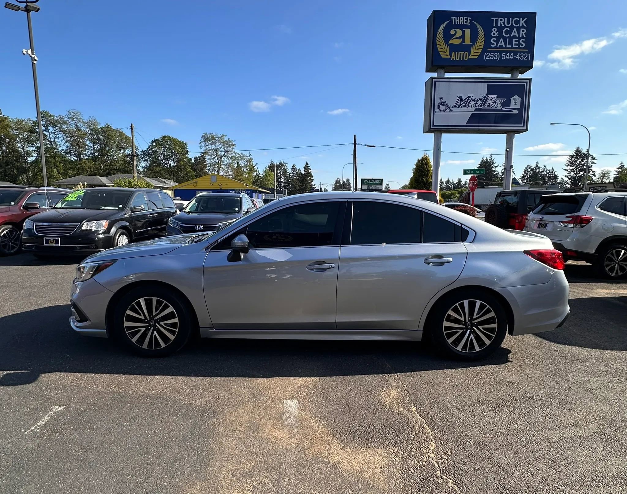 Used 2019 Subaru Legacy 2.5i Premium AWD/4WD image 3