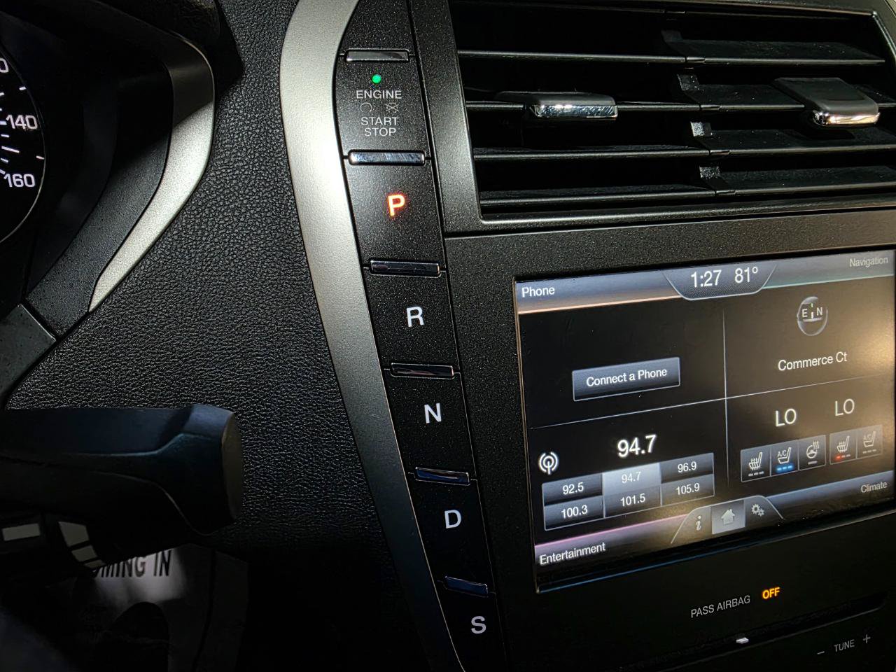 Used 2013 Lincoln MKZ FWD image 40