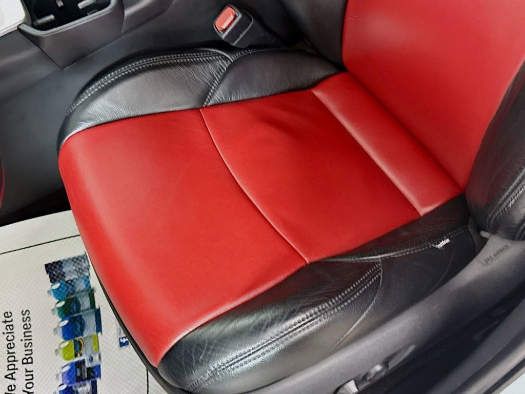 Used 2022 Toyota RAV4 SE image 17