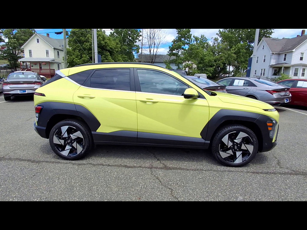 Certified 2024 Hyundai Kona Limited AWD/4WD image 9
