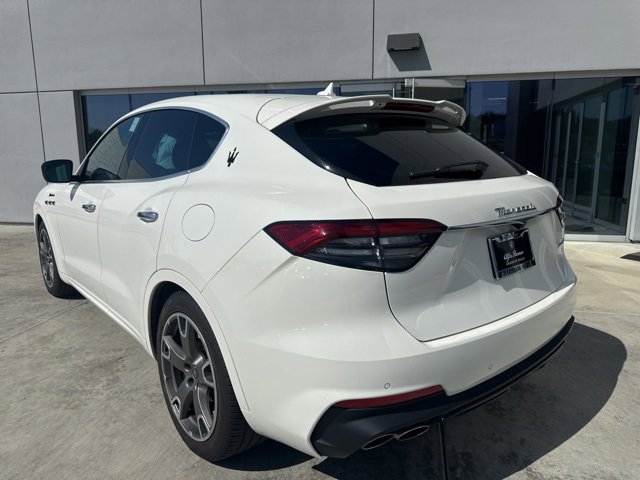 Certified 2022 Maserati Levante Modena image 6