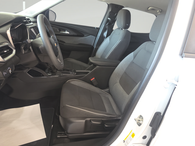 Used 2022 Chevrolet TrailBlazer LS AWD/4WD image 10