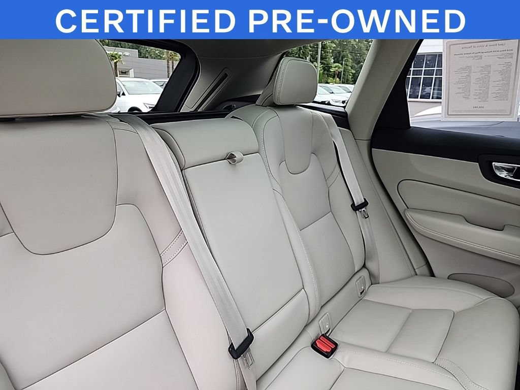 Certified 2024 Volvo XC60 T8 Ultimate w/ Protection Package Premier AWD/4WD image 18