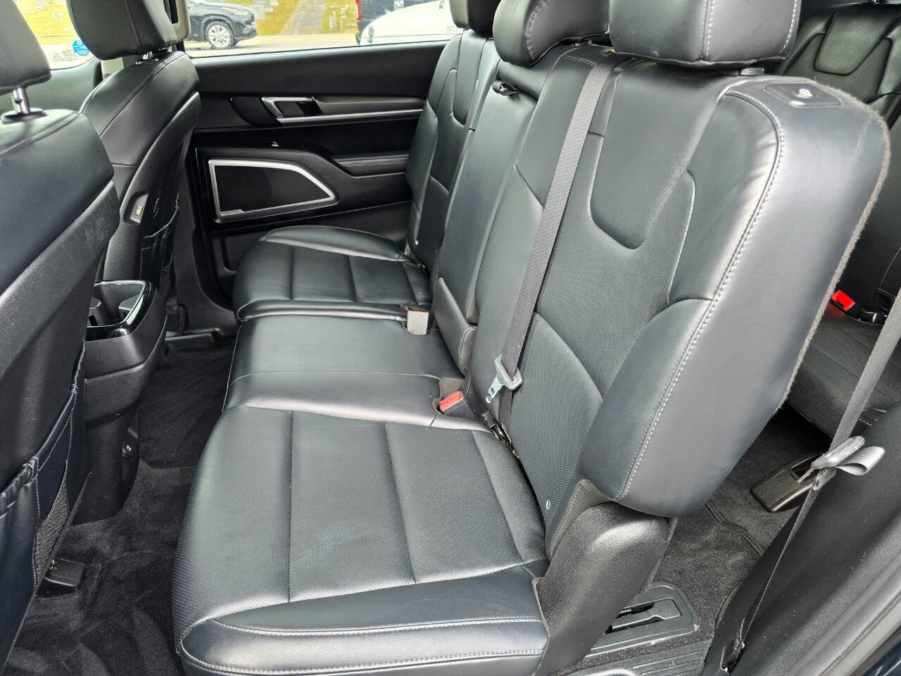 Used 2020 Kia Telluride S w/ S 8 Passenger Seating Package image 26